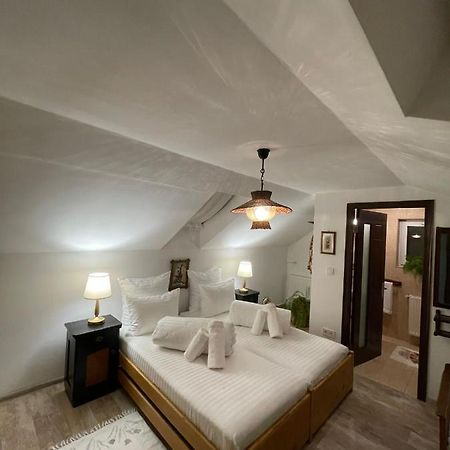 알바루리아 Apartament Yannis 아파트 외부 사진
