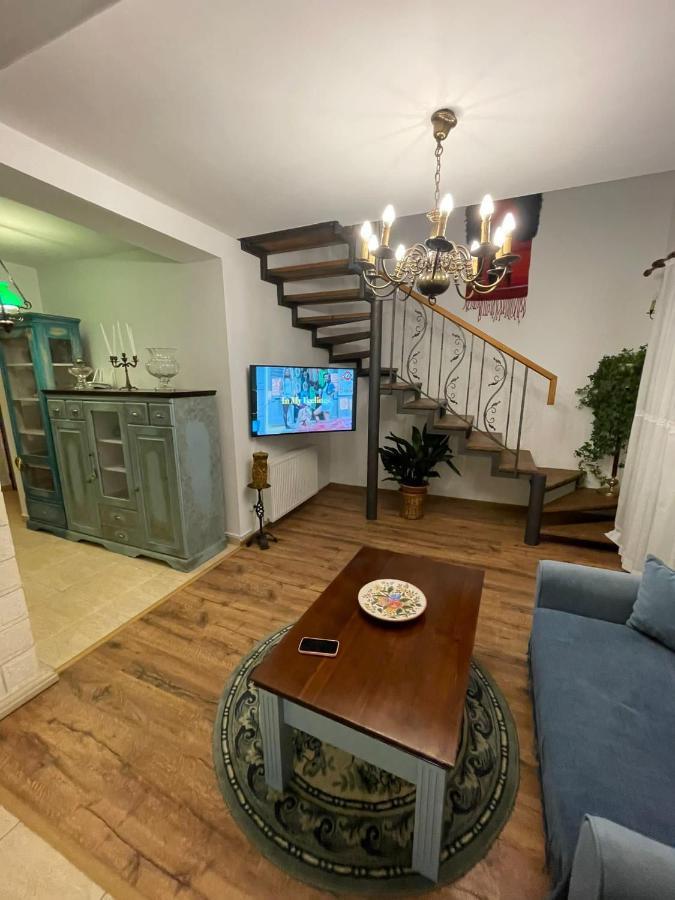 알바루리아 Apartament Yannis 아파트 외부 사진