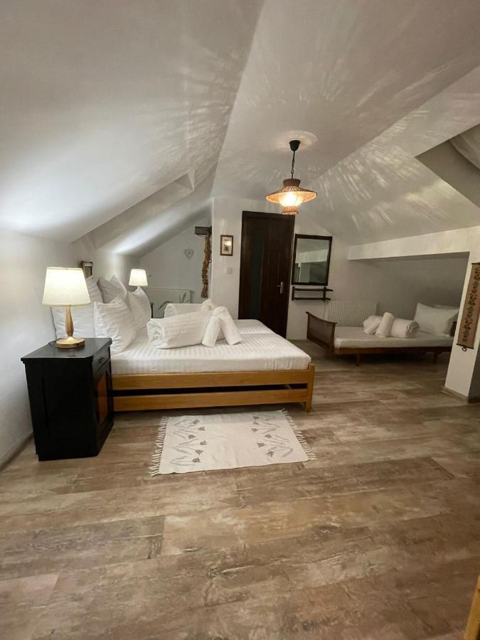 알바루리아 Apartament Yannis 아파트 외부 사진