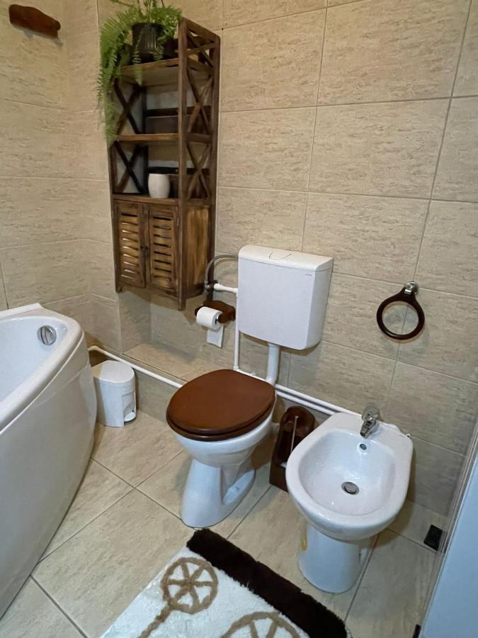알바루리아 Apartament Yannis 아파트 외부 사진